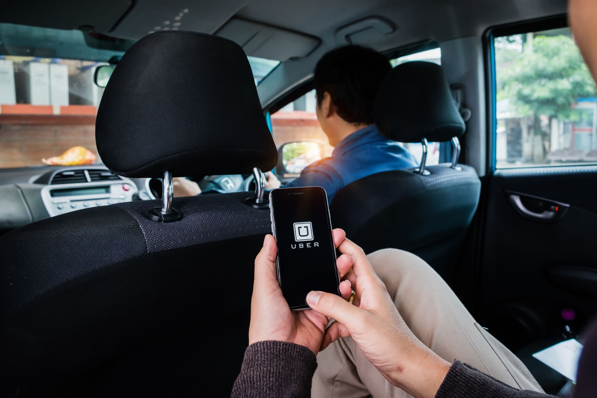 How to Stay Safe in an Uber or Lyft